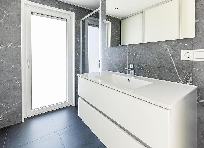 Guest house 411218 - Holiday property Kempen - Villa Waterzicht Luxe met Hottub | 4 personen