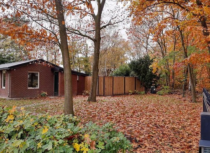 Esszimmer und Kueche im Ferienhaus in Soerendonk, gemuetliche Unterkunft in Nordbrabant.
