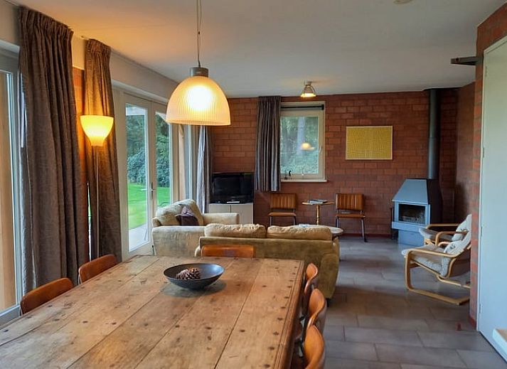 Huisje in Luyksgestel met hot tub en uitzicht op de velden in Kempen.