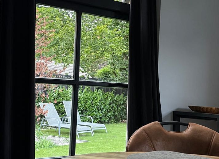 Schlafzimmer in Cottage in Luyksgestel, Ferienhaus in Luyksgestel, Nordbrabant, mit bequemem Doppelbett.