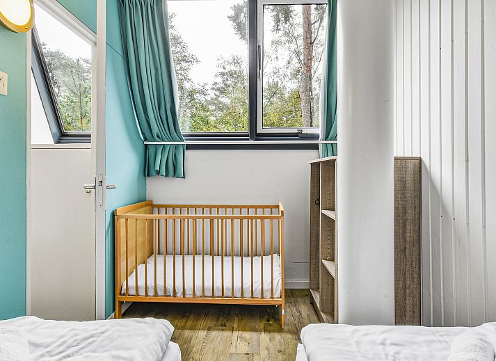 Plattegrond van Het Vennenbos 6-persoons bungalow in Hapert, Noord Brabant, met comfortabele slaapruimtes en praktische indeling.