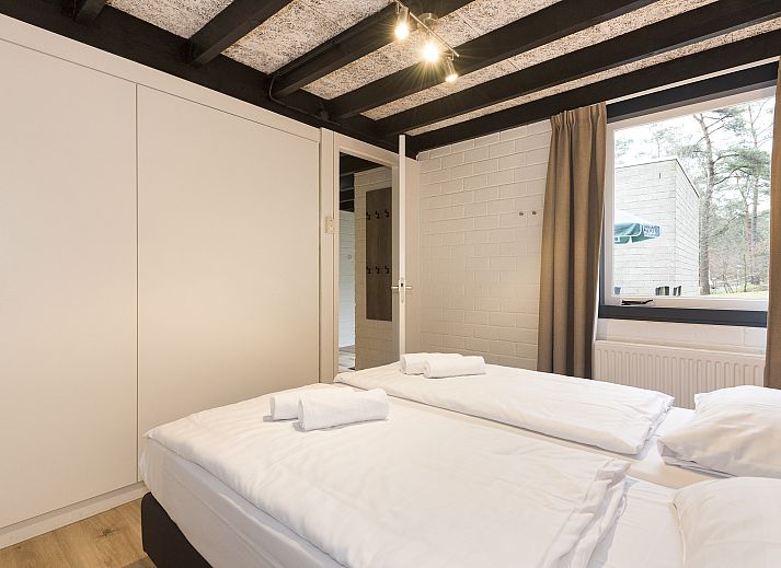 Comfortabele zithoek in Het Vennenbos 5-persoons bungalow 5B2 Hapert, ideaal voor ontspanning.