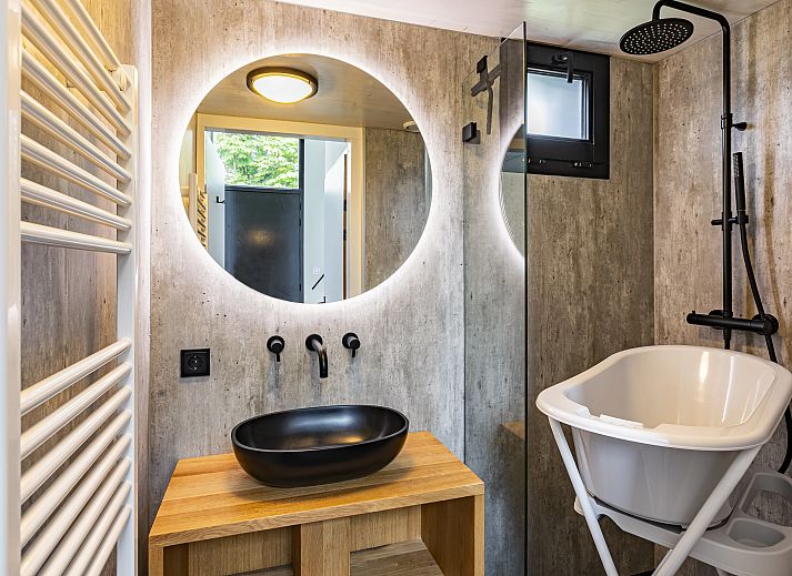 Guest house 420239 - Bungalow Hart van Brabant - 2-4-persoons babylodge | 2-4BN