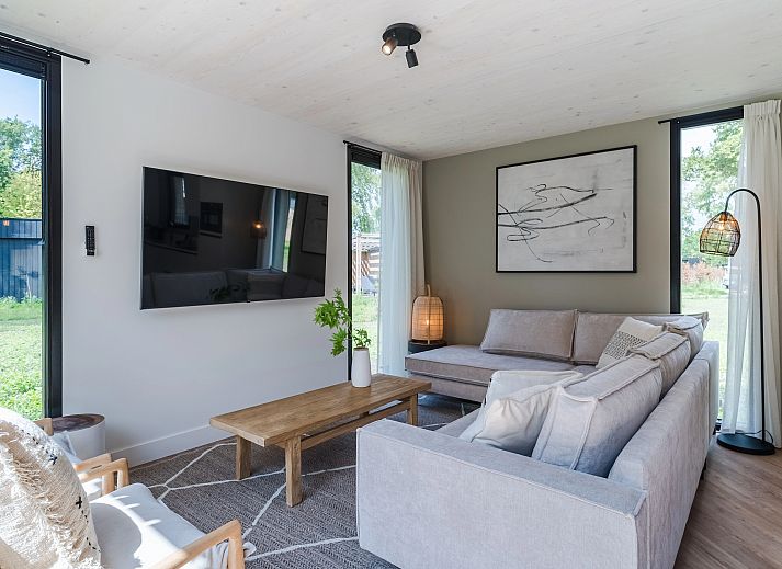 6-Personen-Huette 6BE in Oisterwijk, Nordbrabant mit moderner Veranda und gruener Umgebung, ideales Ferienhaus in Hart van Brabant.