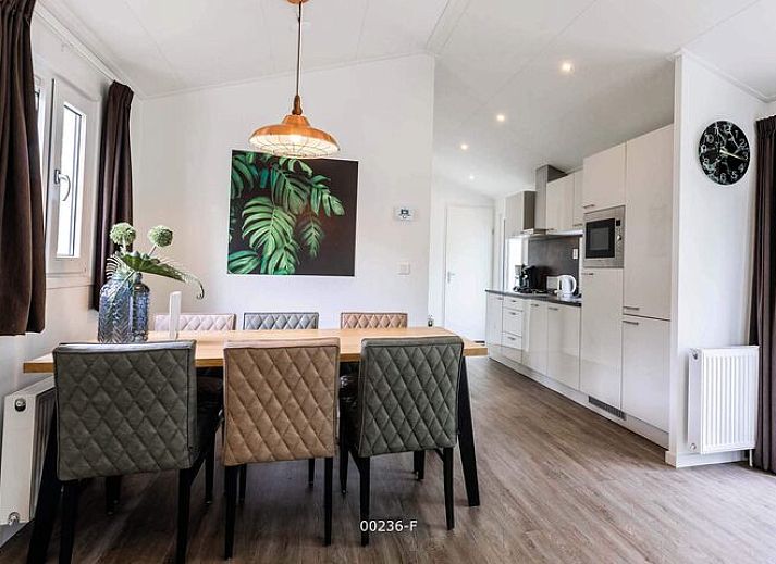 Floor plan of Ferox 5 persons vacation home in Cromvoirt, Heart of Brabant, North Brabant with modern layout.