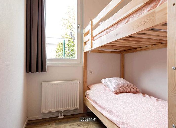 Z Module 6 personen Wellness in Cromvoirt met terras aan het water, ideaal voor ontspanning in Hart van Brabant, Noord Brabant.