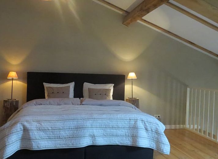 Geniessen Sie luxurioese Entspannung im Jacuzzi im Ferienhaus in Moergestel, Hart van Brabant, Nordbrabant.