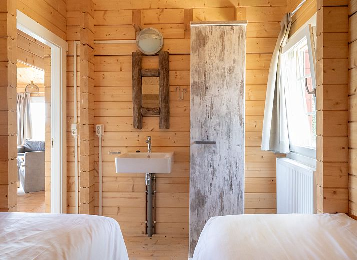 Sunrise from the veranda of Water lodge in Chaam, North Brabant, with beautiful views of the lake.