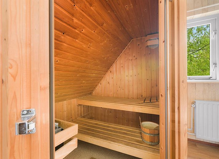Verblijf 422133 - Vakantiewoning Hart van Brabant - Boshuys met Hottub & Sauna | 4 personen