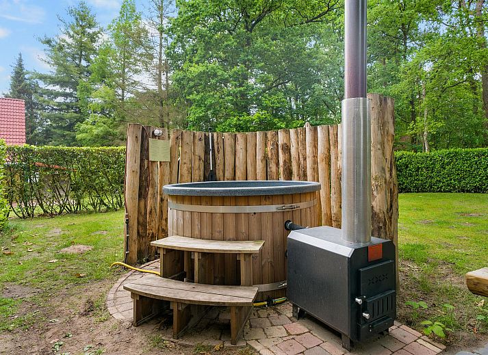 Verblijf 422133 - Vakantiewoning Hart van Brabant - Boshuys met Hottub & Sauna | 4 personen