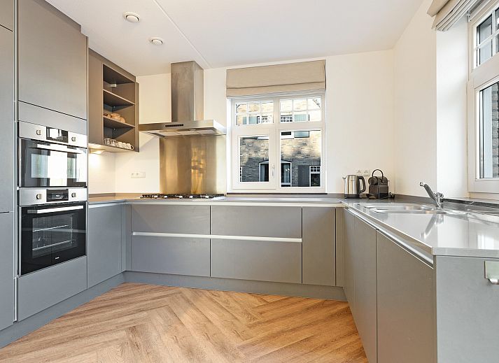 Guest house 4225137 - Bungalow Hart van Brabant - Kaatsheuvel | 10-persoons vakantiehuis | 10L