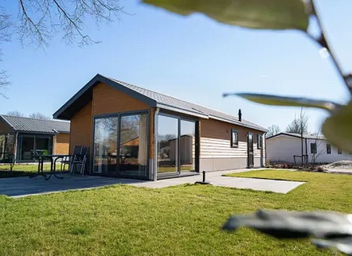 Guest house 422516 - Chalet Hart van Brabant - Chalet in Kaatsheuvel