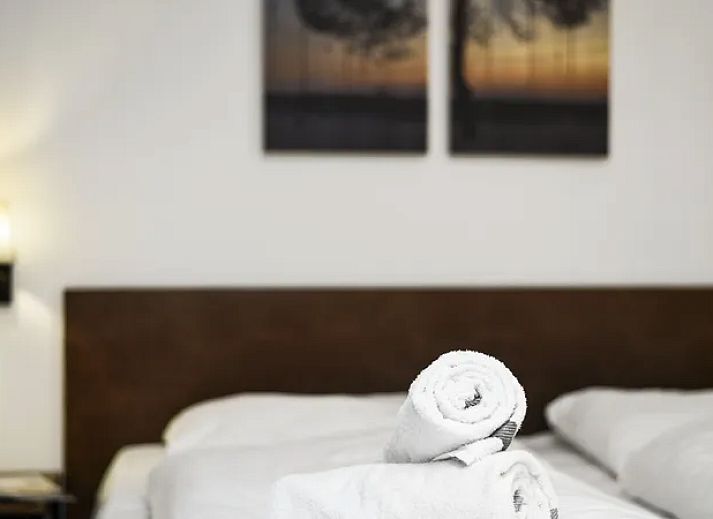 Guest house 422520 - Bungalow Hart van Brabant - Kaatsheuvel | 4-persoons vakantiehuis | 4L