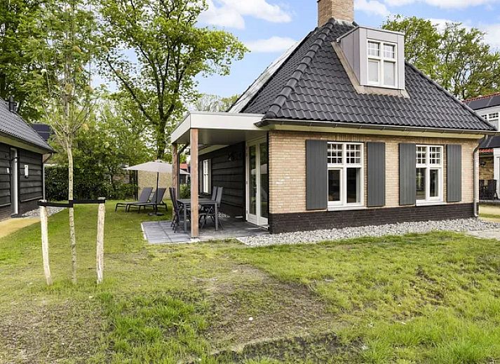Guest house 422520 - Bungalow Hart van Brabant - Kaatsheuvel | 4-persoons vakantiehuis | 4L