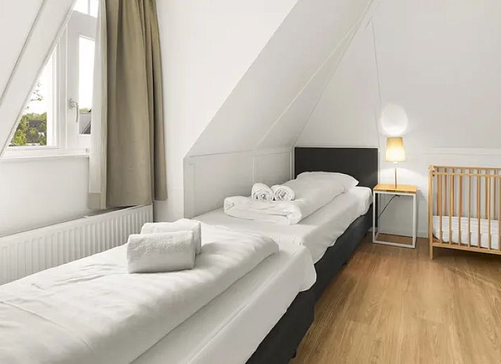 Gezellige woonkamer in Kaatsheuvel | 8-persoons kindervakantiehuis | 8CK, ideaal voor families in Hart van Brabant, Noord Brabant.