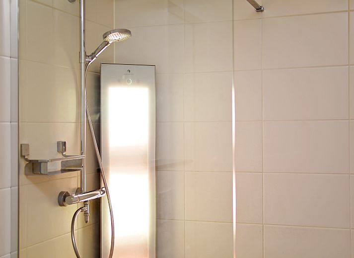 Cozy fireplace in vacation home Kaatsheuvel for 12 people, North Brabant.