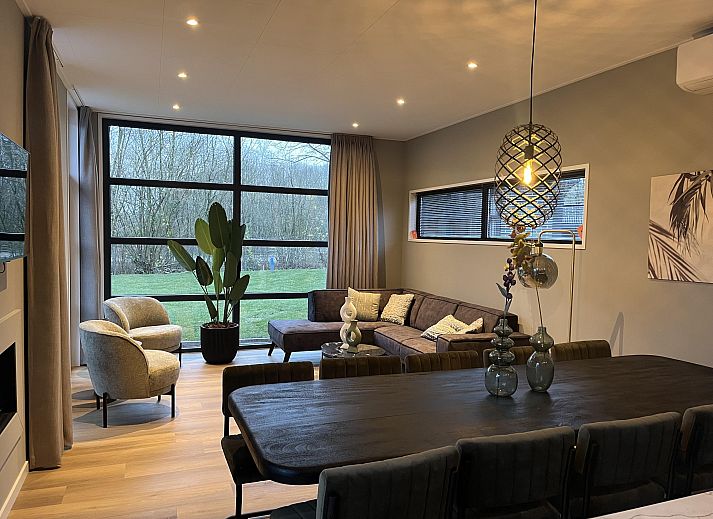 Detached house in Kaatsheuvel, North Brabant, surrounded by nature with modern architecture and spacious garden, ideal vacation home in Heart of Brabant.