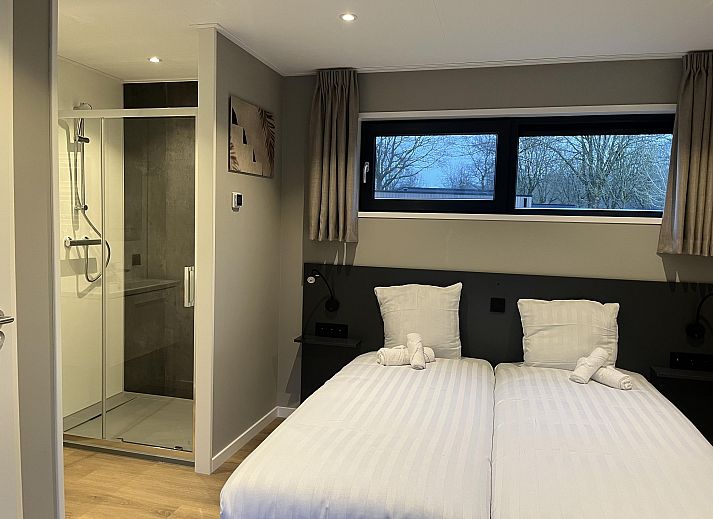 Detached house in Kaatsheuvel, North Brabant, surrounded by nature with modern architecture and spacious garden, ideal vacation home in Heart of Brabant.