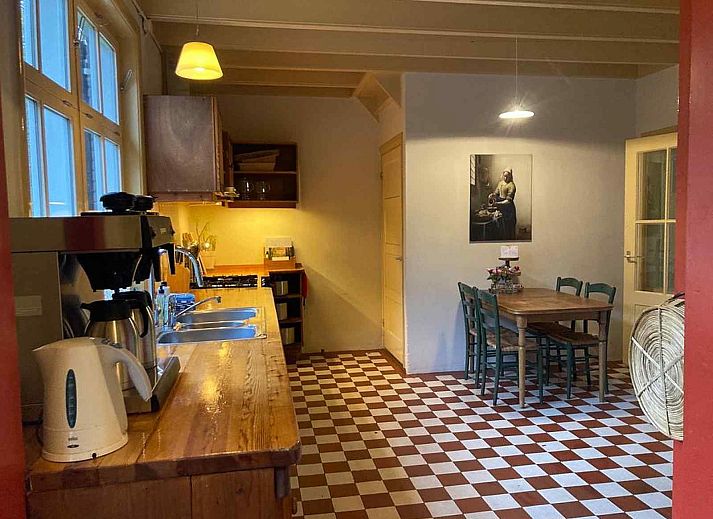 Schlafzimmer mit zwei Einzelbetten im Ferienhaus NB017, Vught, Noord Brabant.