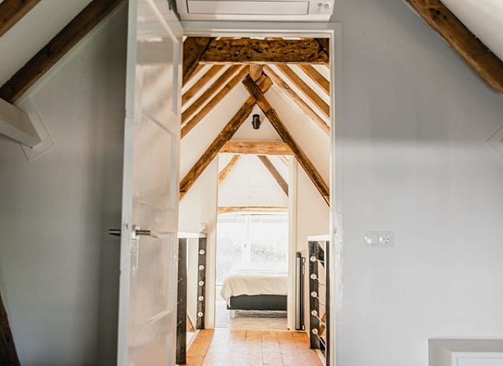 Eingang zum Ferienhaus in Leende, umgeben von viel Gruen und rustikalen Wegen, im Herzen von Brabant, Nordbrabant gelegen.