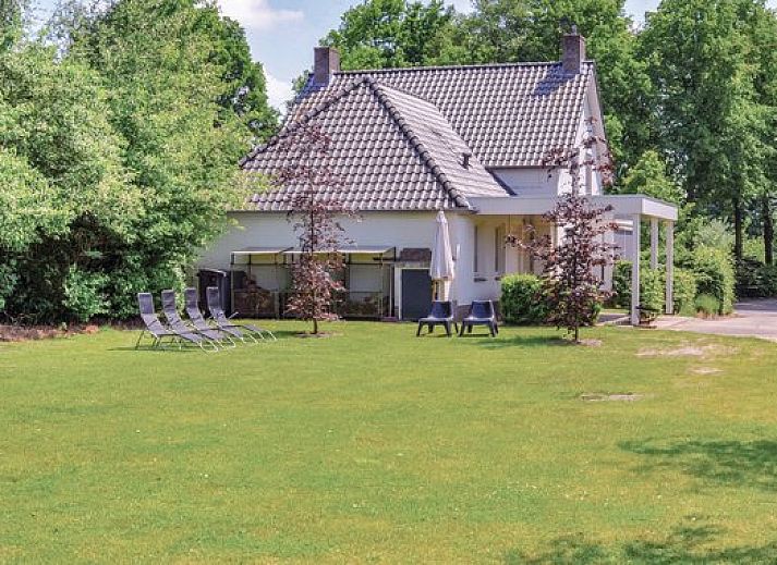 Verblijf 423026 • Vakantiewoning Hart van Brabant • Vakantiehuis voor 12 personen in Leende