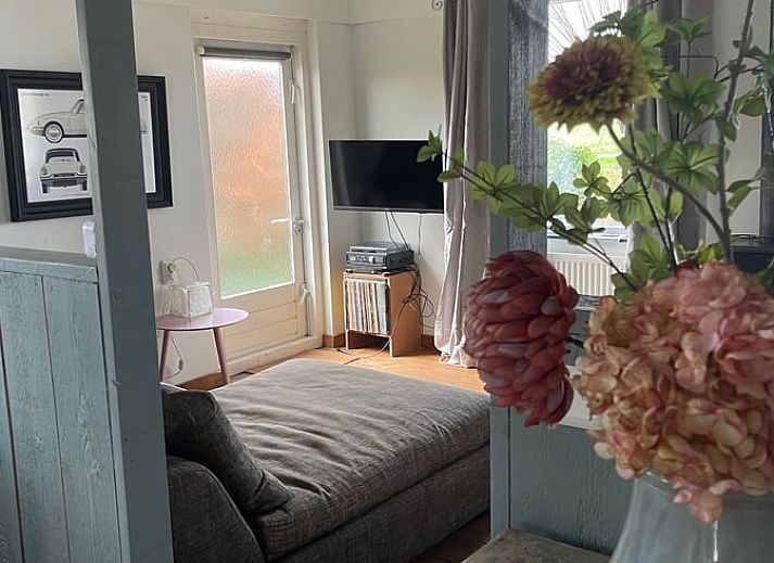 Attractive interior of Huisje in Hank, vacation home in Hart van Brabant, North Brabant, with cozy decor.