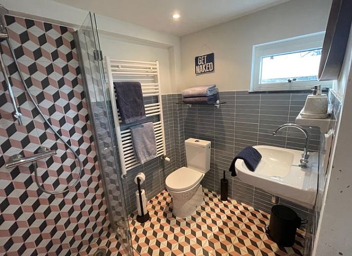 Comfortable sitting area in Cottage in Hank, vacation home in Heart of Brabant, North Brabant, ideal for relaxation.