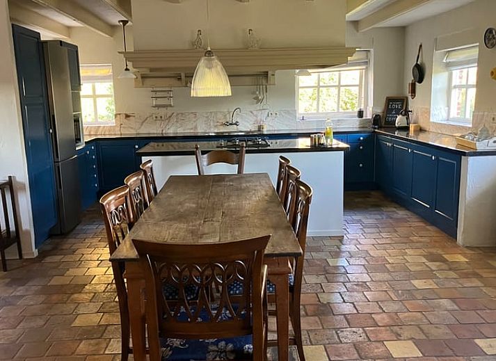 Gemuetliche Terrasse im Ferienhaus in Boxtel, Herz von Brabant, Nordbrabant. Geniessen Sie die Ruhe und die Natur rund um dieses charmante Ferienhaus.