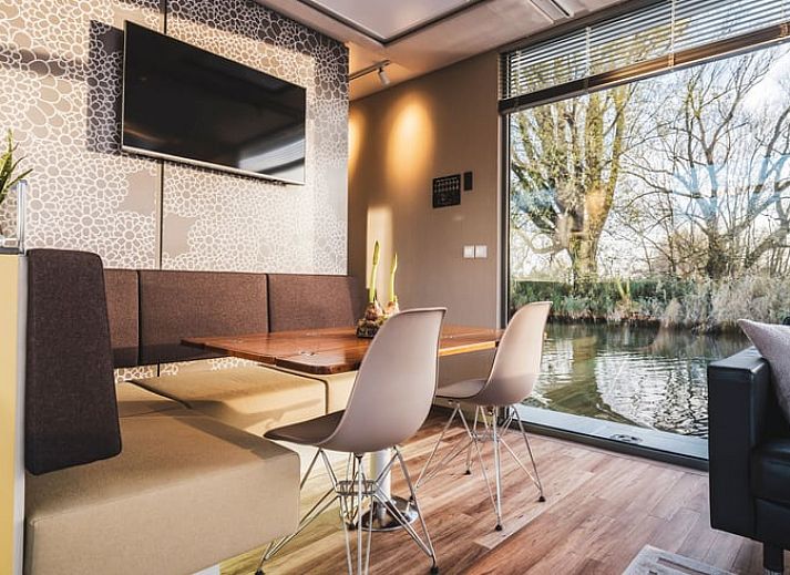 Modernes Ferienhaus Cottage in Woudrichem am Wasser, Nordbrabant.