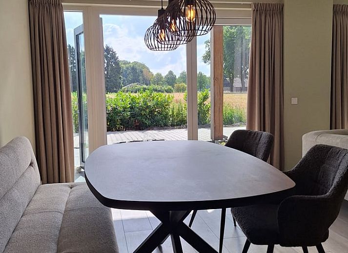 Ferienhaus in De Moer mit gemuetlicher Veranda, Hart van Brabant, Nordbrabant.