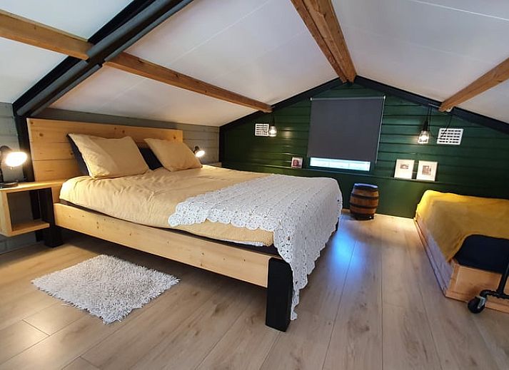 Ontspan op het terras van Vakantiehuisje in Tilburg, Noord Brabant.