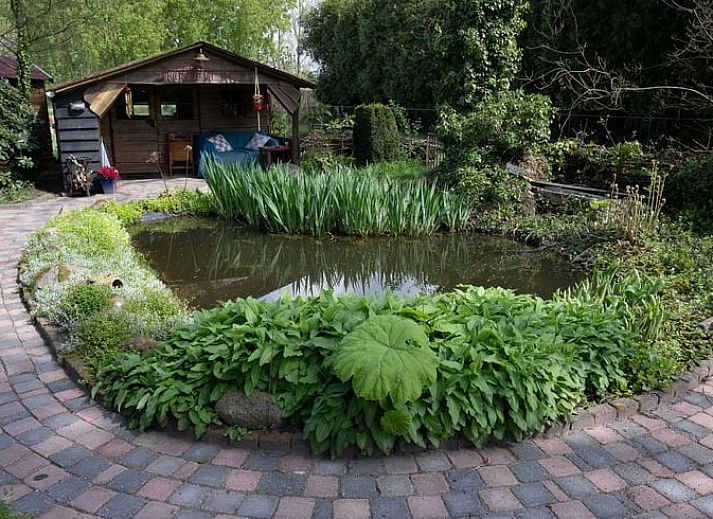 Vakantiehuisje in Best met gezellige veranda, ideaal voor ontspanning in Hart van Brabant, Noord Brabant.