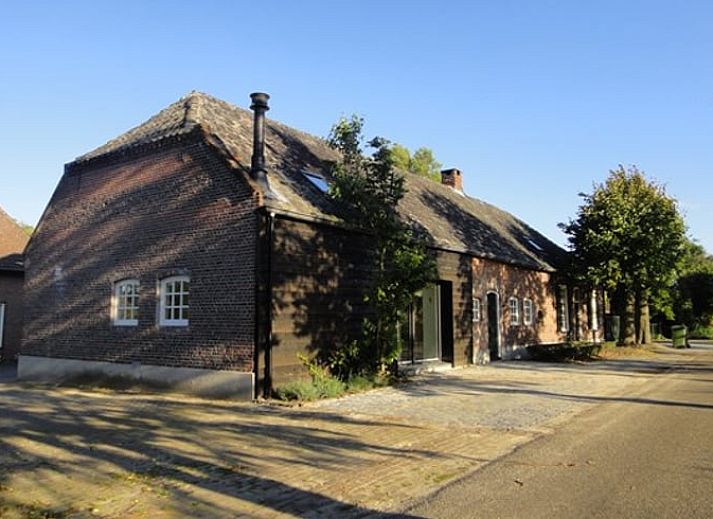 Charming vacation home in Best, located in the heart of Brabant, North Brabant. Enjoy the rustic charm and rural surroundings.