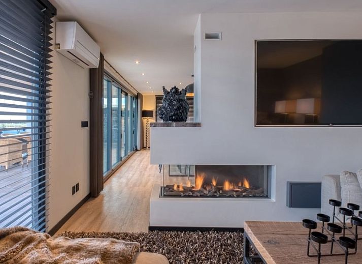 Stilvolle Kche von Vakantiewoning Freistehendes Haus in Maashees mit Panoramablick und luxuriser Ausstattung in Nordbrabant.