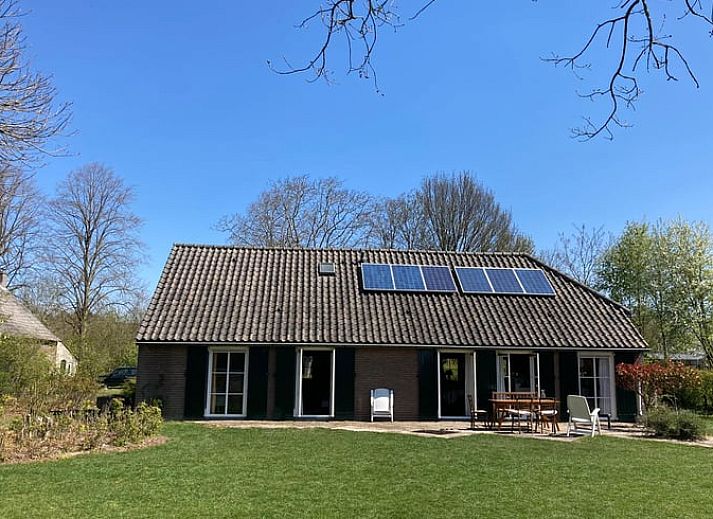 Rustikaler Garten im Ferienhaus in Mill, Nordost-Brabant, Ferienhaus im Gruenen.