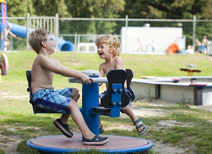 Gemuetliche Essecke im Ferienhaus De Heidebloem, Schaijk, Nordbrabant.