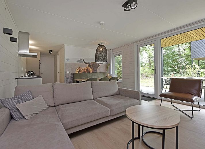 Vrijstaande woning in Schaijk, vakantiehuis in Noordoost Brabant met moderne architectuur en groene omgeving.