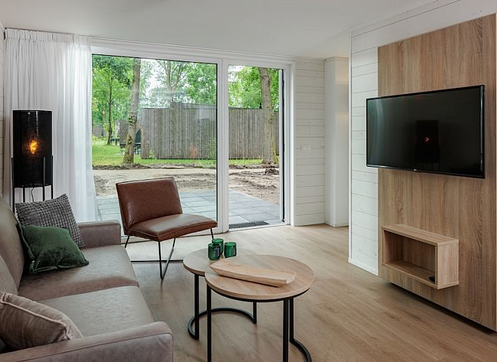 Forest Villa 6 in Schaijk, Nordost-Brabant, ein modernes Ferienhaus, umgeben von gruener Natur und Ruhe.