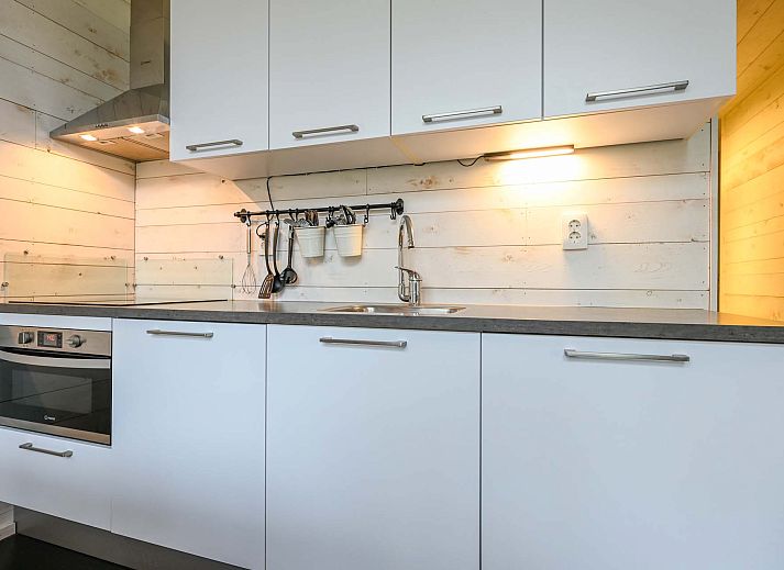 Bovenaanzicht van Vrijstaande woning in Schaijk, omgeven door natuur.