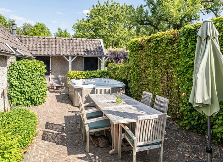 Guest house 430909 - Holiday property Noordoost Brabant - Huisje in Oeffelt