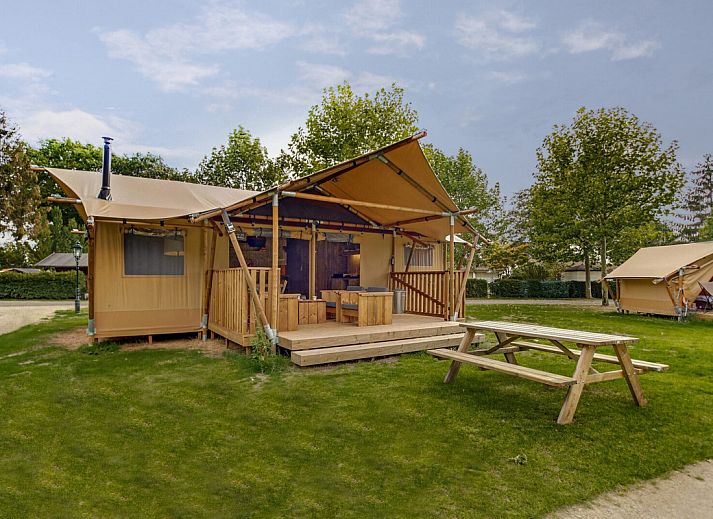 Guest house 431913 • Tent house Noordoost Brabant • Duin Lodge