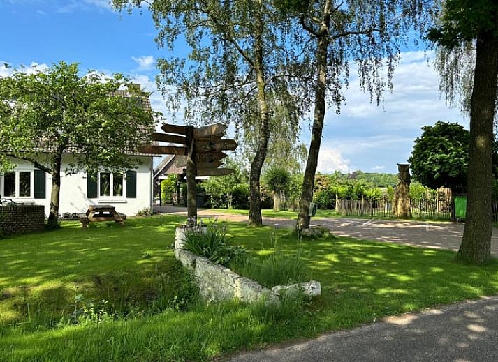 Cottage in Gemert, Ferienhaus in Nordost-Brabant mit gruenem Garten und rustikaler Umgebung.