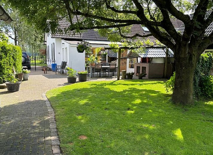 Cottage in Gemert, Ferienhaus in Nordost-Brabant mit gruenem Garten und rustikaler Umgebung.