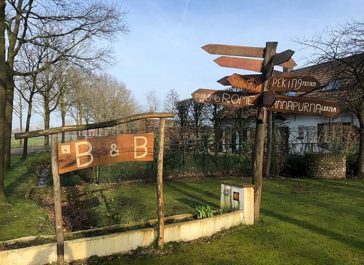 Ruim terras bij Huisje in Gemert, vakantiehuis in Noordoost Brabant, Noord Brabant.
