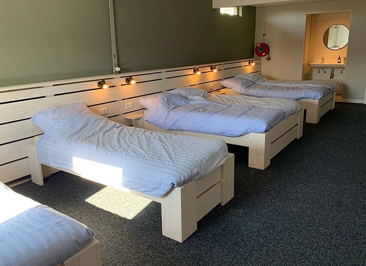 Geniet van de groene omgeving en speeltuin bij Huisje in Nistelrode, een vakantiehuis in Noordoost Brabant, Noord Brabant.