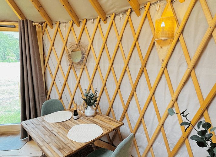 Enjoy nature at Holiday home in Ledeacker, surrounded by green fields in North Brabant.