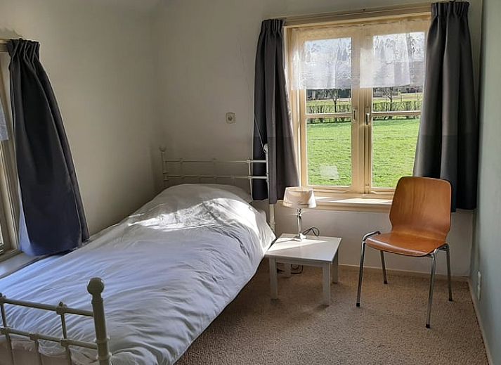 Rustiek Vakantiehuisje in Keent, Noordoost Brabant, omgeven door weelderige natuur en een serene omgeving in Noord Brabant.