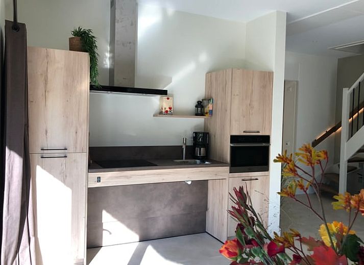 Gezellig vakantiehuis Huisje in Breda met rieten dak in het groene West Brabant, Noord Brabant.