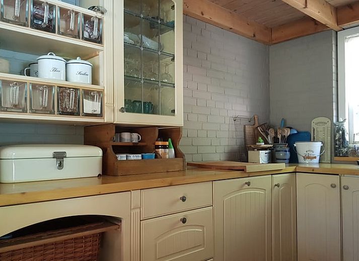 Vakantiehuis in Ossendrecht met zwembad, omgeven door natuur in West Brabant, Noord Brabant.