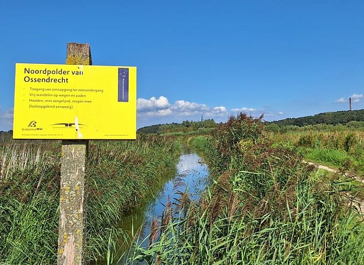 Comfortabele slaapkamer in Vakantiehuisje in Ossendrecht, West Brabant.